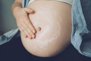 Cómo prevenir las estrías en el embarazo